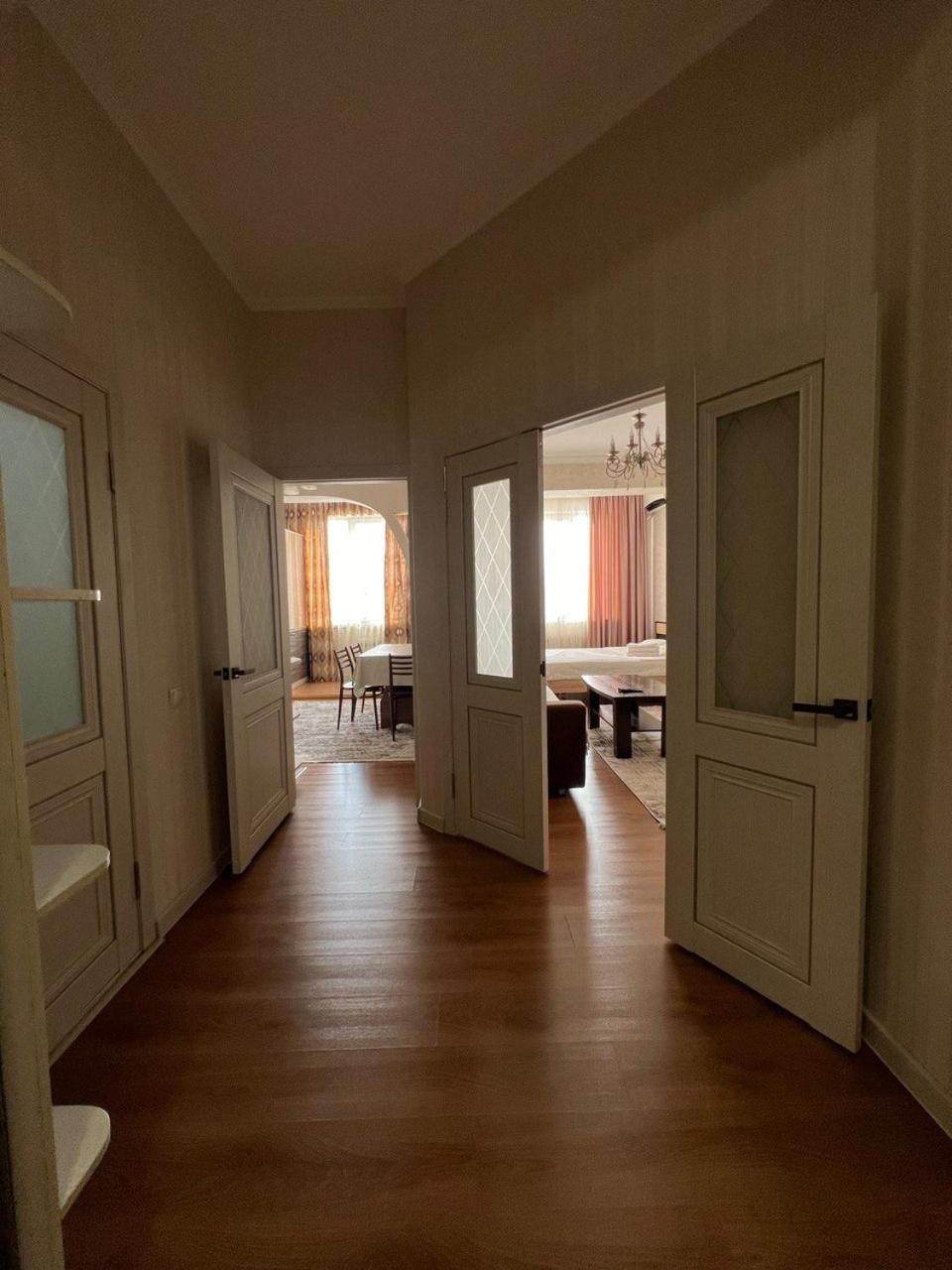 Promenade Bishkek Apartment ภายนอก รูปภาพ
