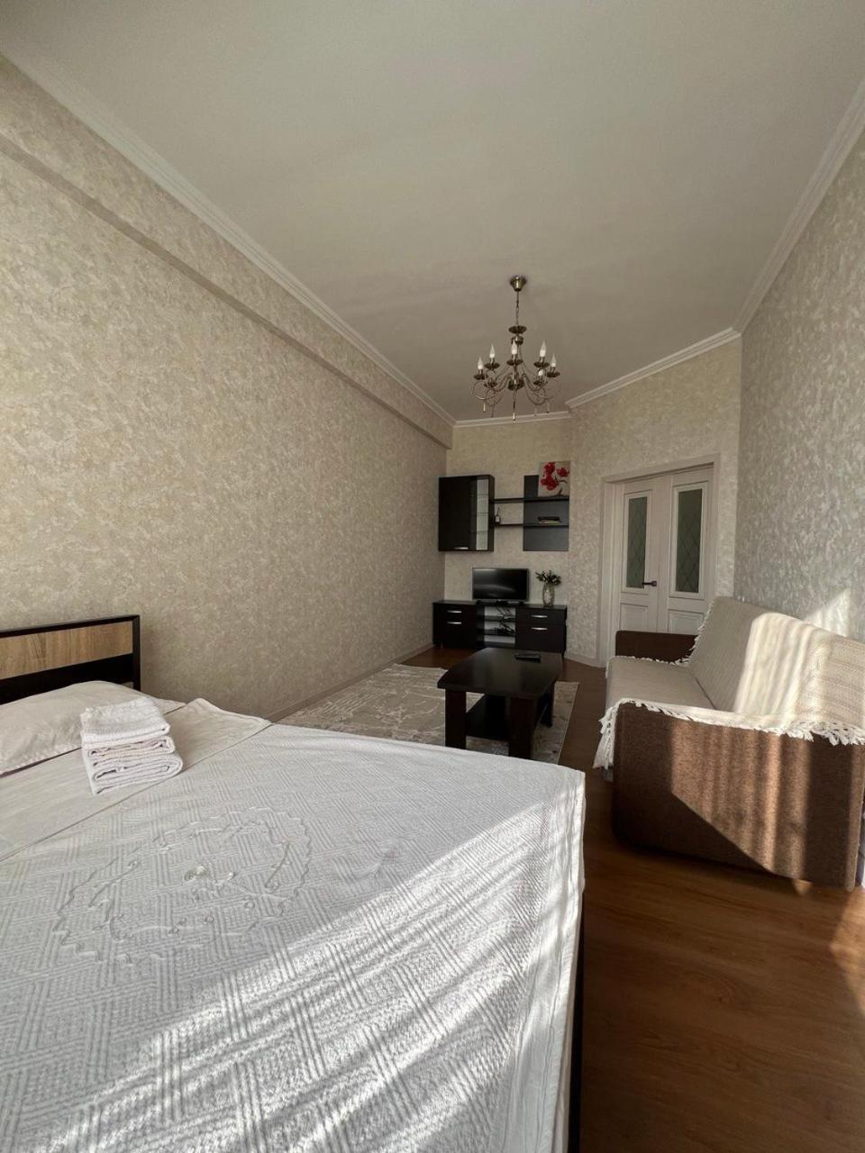 Promenade Bishkek Apartment ภายนอก รูปภาพ